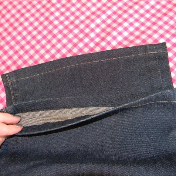 PAIGE Jeans - Picture 6 of 7